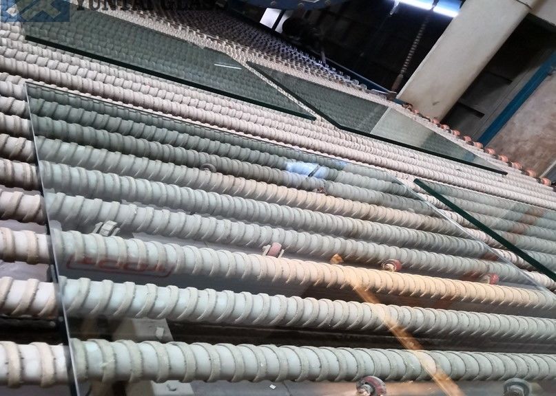 12mm Besi Rendah Bingkai Kaca Non Reflektif Dipotong Untuk Ukuran Bukti Gores